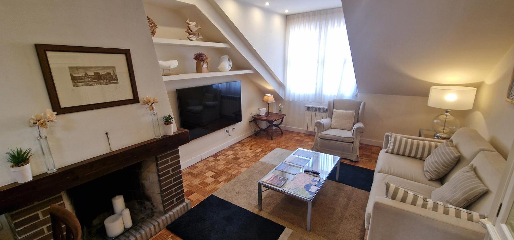 La Buhardilla De La Escalerona - 2 Hab - Vut-4354-As Apartment Gijon Bagian luar foto
